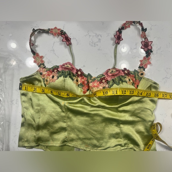 Princess Polly Enchante to Meet You Green XS NWT - Picture 6 of 7